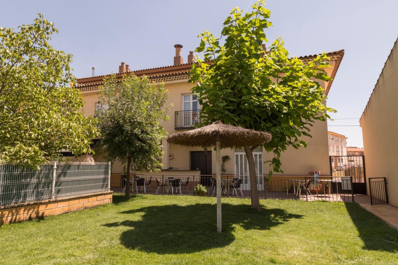 Hostal Pradaria Asador & Alojamiento Arcas Luaran gambar